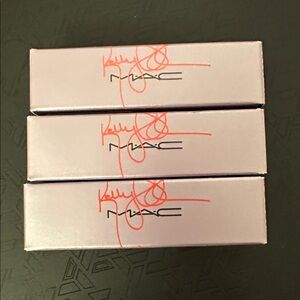 MAC Cosmetics Lipstick in Kelly Yum-Yum and Strip Poker